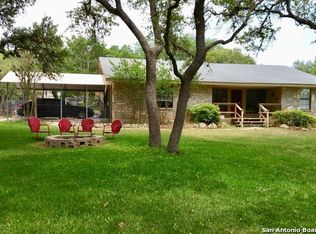 201 Pleasant Valley Dr, Boerne, TX 78006