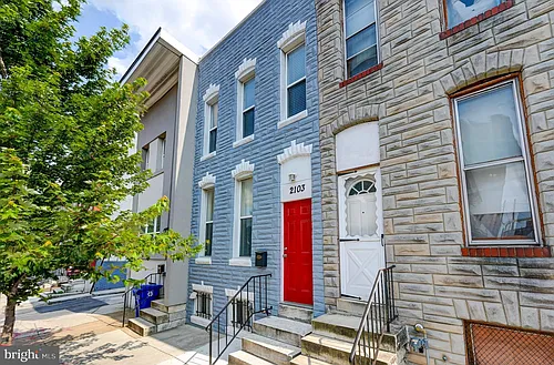 2103 E Madison St Photo 1