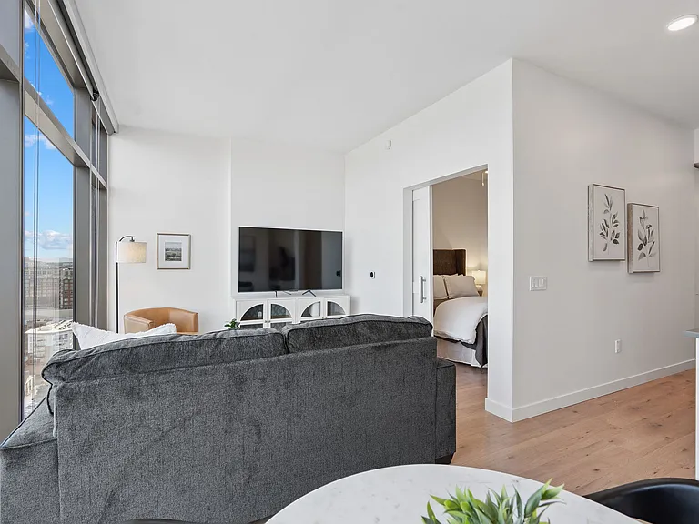 1212 Demonbreun St #2504 — Photo 11