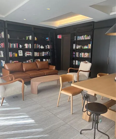 11-25 45th Ave #5C — Photo 3