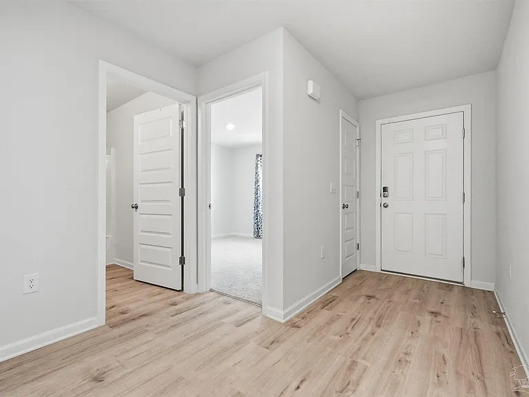 5367 Peach Dr — Photo 7