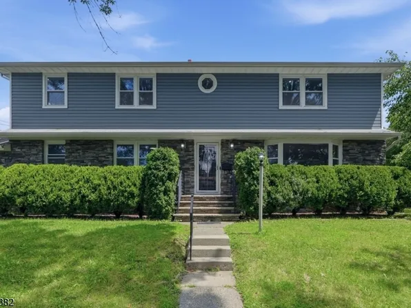 88 6Th St, Clifton City, NJ 07011