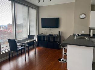 989 Nelson St, Vancouver, BC V6Z2S1