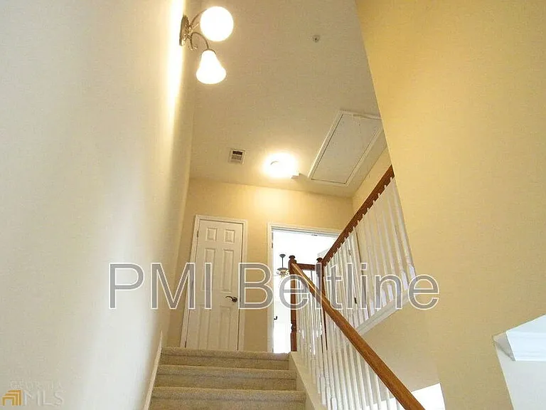 506 Williamson St SE — Photo 14