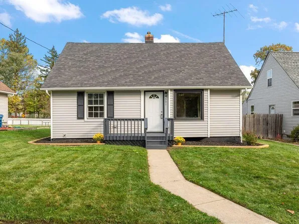 301 W Bates St, Hebron, IN 46341