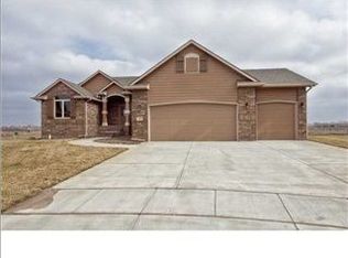 4742 N Emerald Ct, Maize, KS 67101