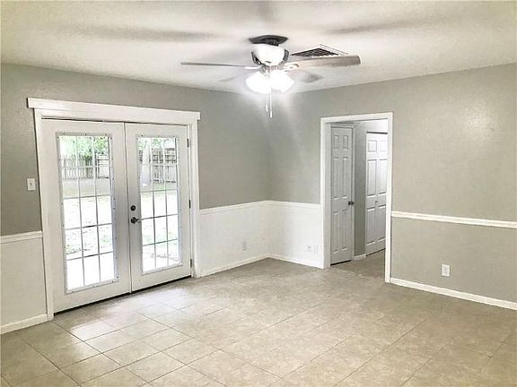 2nd image of 219 Juniper Dr