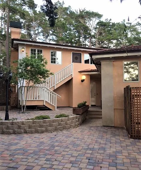 3100 Fergusson Ln — Photo 1