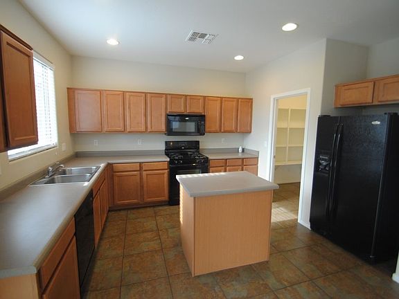 5th image of 6889 W Irwin Ave