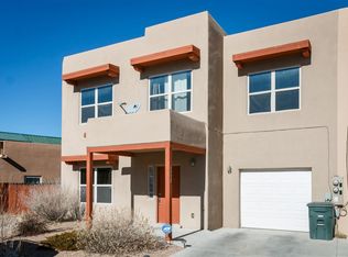 4532 Contenta Rdg, Santa Fe, NM 87507