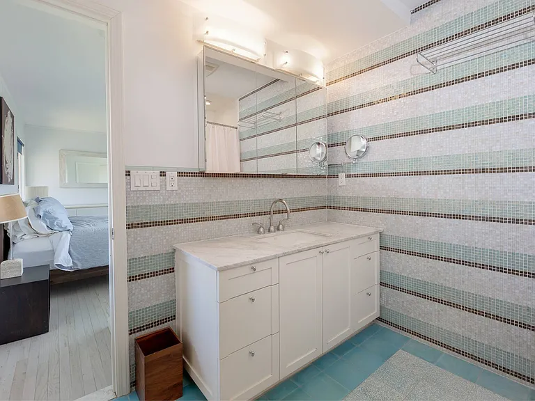 55 Laurel Trl — Photo 14