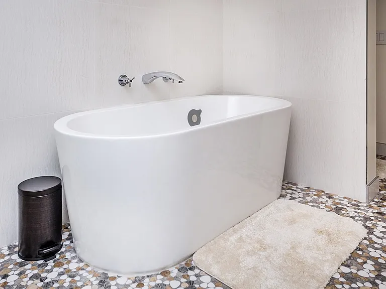 225 S Hamilton Dr #308 — Photo 13