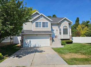 560 E Downing St, Midvale, UT 84047