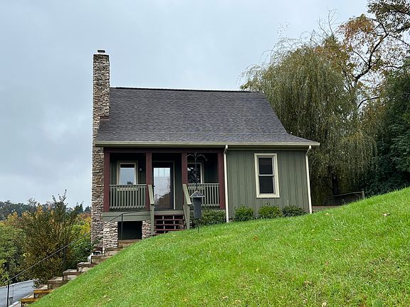 2nd image of 920 Homestead Dr