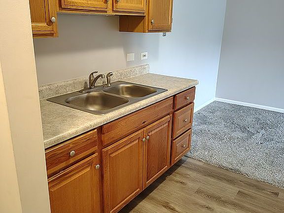 2nd image of 974 Thornton Ln #1210