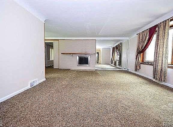 4th image of 2691 Dashwood Dr