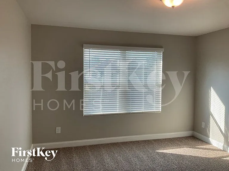5517 Cobblestone Glen Dr — Photo 6