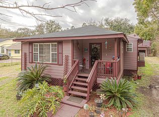 339 Courtenay Ave, Pass Christian, MS 39571