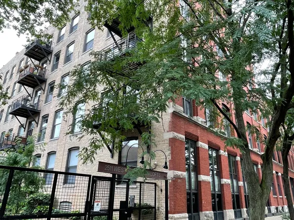 2511 W Moffat St APT 505, Chicago, IL 60647