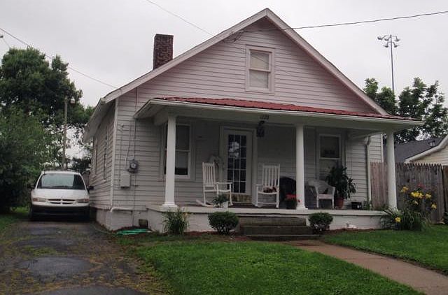 2nd image of 1228 Embry Ave