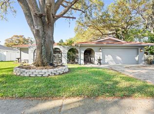 2991 Rosery Rd NE, Largo, FL 33771