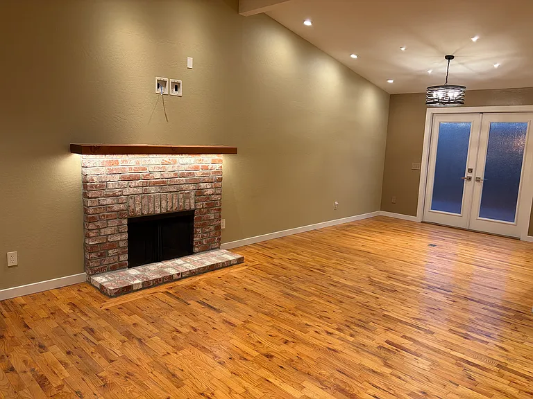 Please note: the fireplace is non-operable