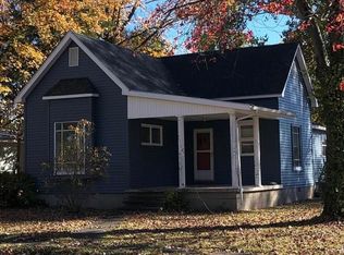 1102 E Lindell St, West Frankfort, IL 62896