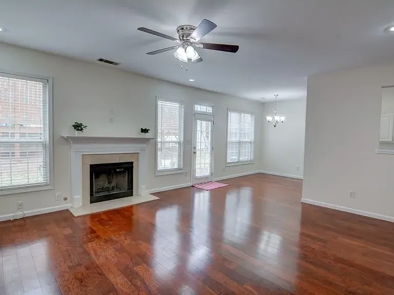 2619 Avery Park Cir — Photo 7