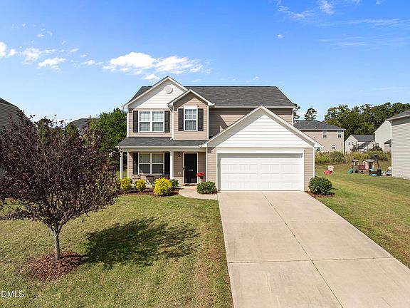 2nd image of 1108 Aster Way