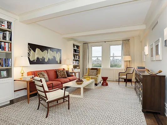 Sold by Sotheby's International Realty | media 19