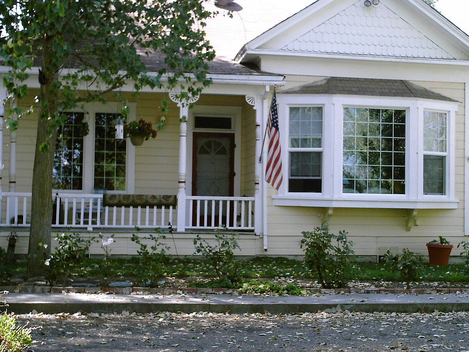 Country Charm