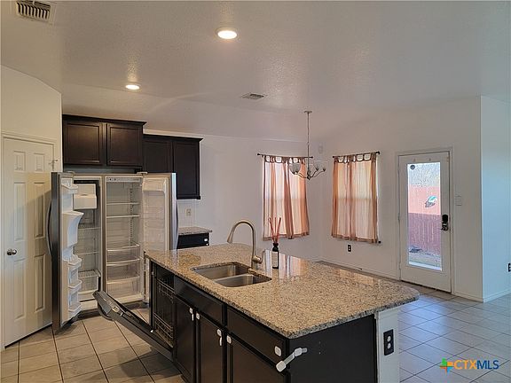 5th image of 3909 Brunswick Dr