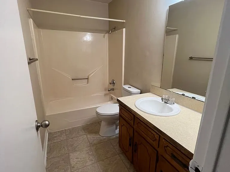 9 Pinewood Ct — Photo 11