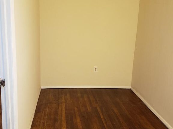5th image of 103-105 E Main St