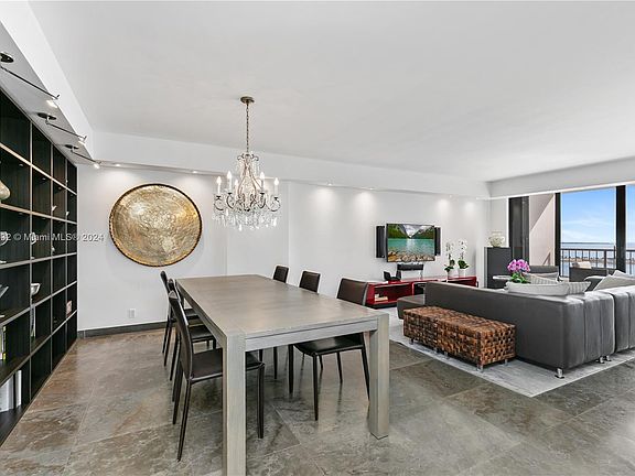 4th image of 1581 Brickell Ave APT 1604