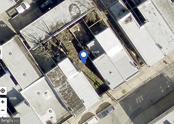 2nd image of 3006 Chatham St