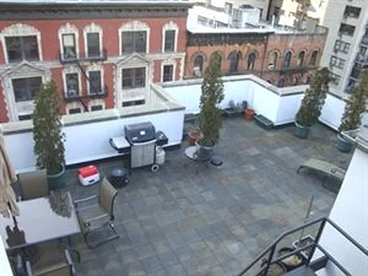 Rented by Douglas Elliman | media 26