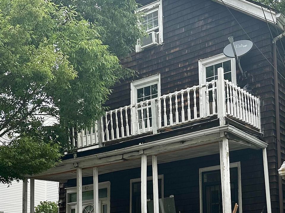 2nd image of 87 Grant St