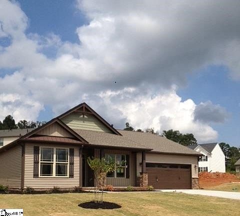 2nd image of 105 Hollander Dr