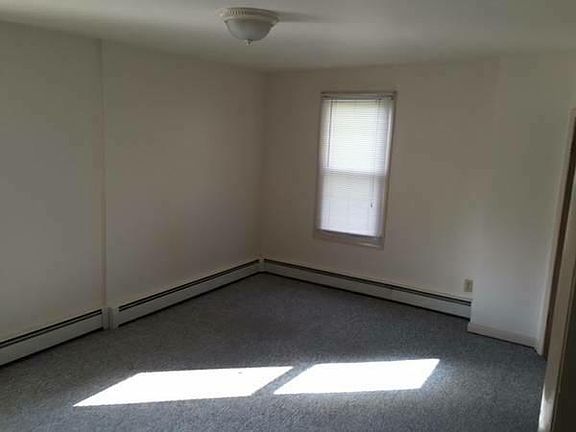 3rd image of 217 Washington Boulevard # Fl 2nd