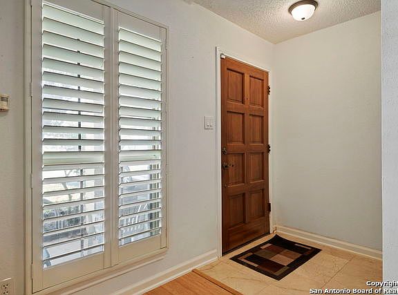3rd image of 3503 Pavillion Cir