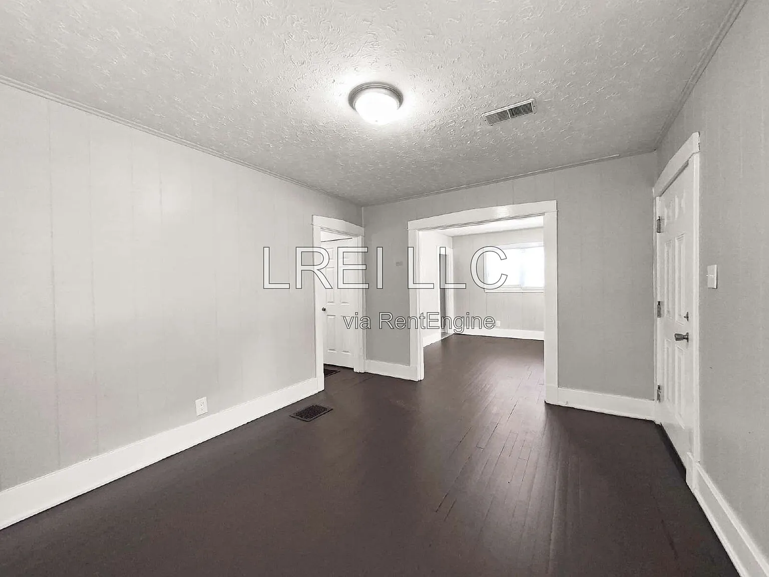 1 bed, 1.0 bath, $1,200 — Photo 4