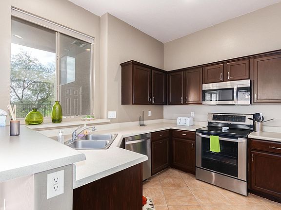 5th image of 31231 N Claridge Cir