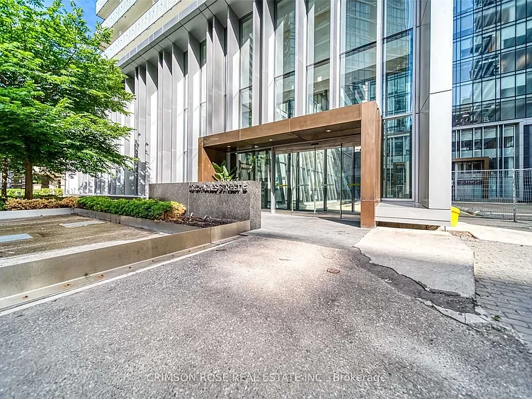 42 Charles St E #5006 — Photo 2