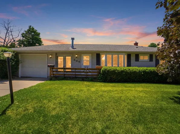 804 N Court St, Toledo, IA 52342