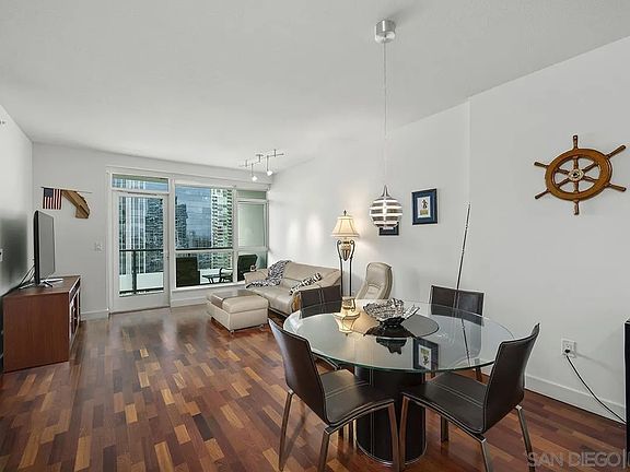 3rd image of 325 7th Ave Unit 1508