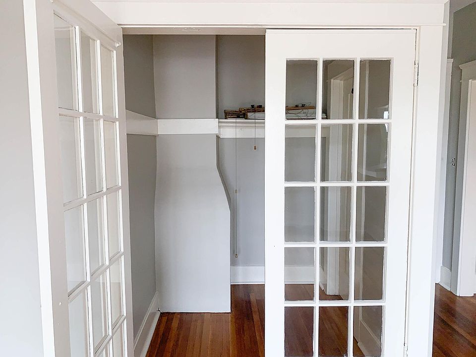 1st image of 1747 5th Ave APT 32