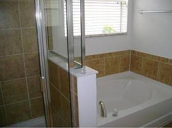 5th image of 2800 Polson Dr