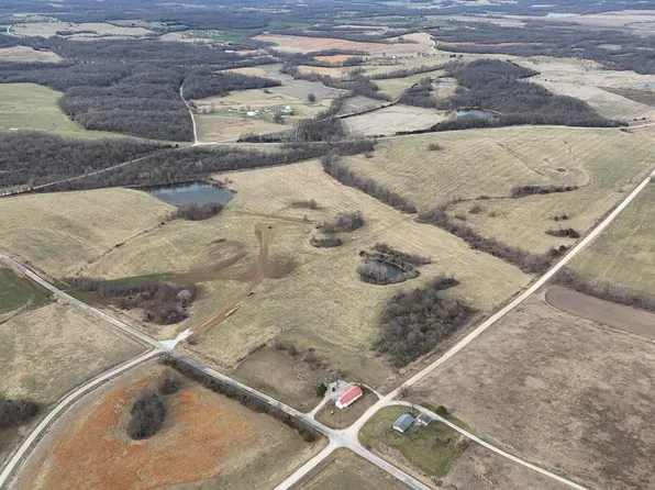 1533 County Road 1268, Huntsville, MO 65259