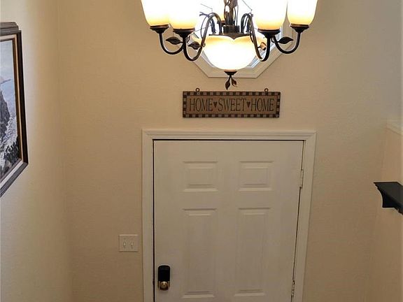 Home Sweet Home Indeed! Nice Entryway!